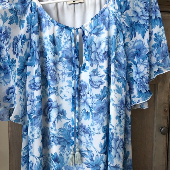 Show Me Your Mumu Tunic- Size XS - Picture 2 of 2